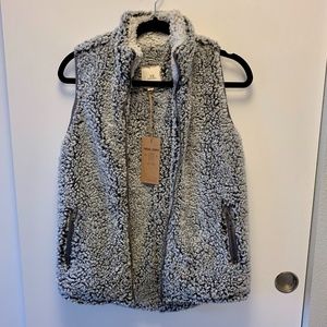 Thread and Supply Sherpa Vest